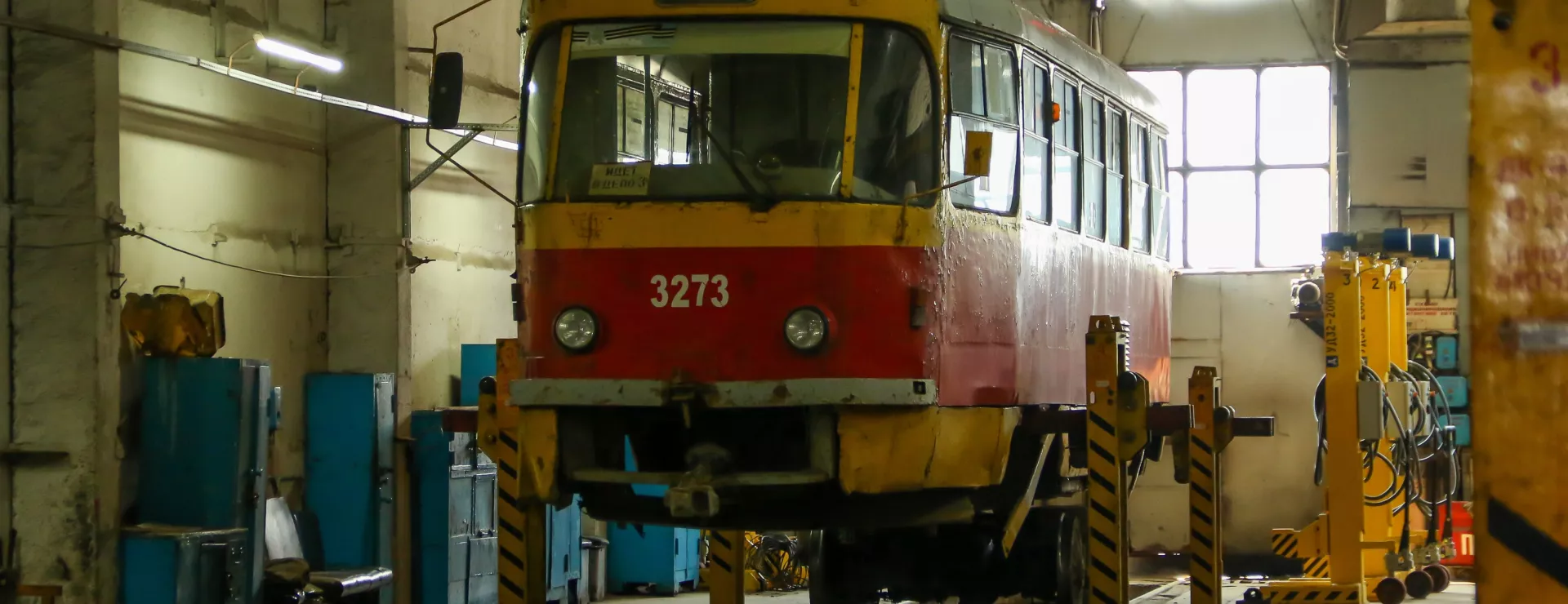 Трансформация вагонов: как в Барнауле старые трамваи получают вторую жизнь. Фото