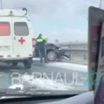 В Барнауле ДТП на Новом мосту спровоцировало большую пробку