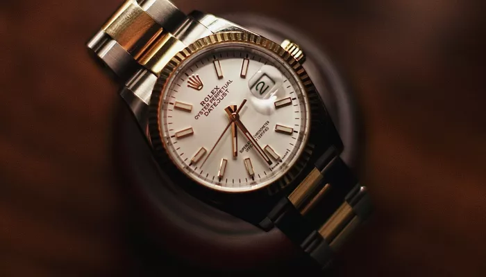 У московского школьника украли часы Rolex за 1,5 млн рублей