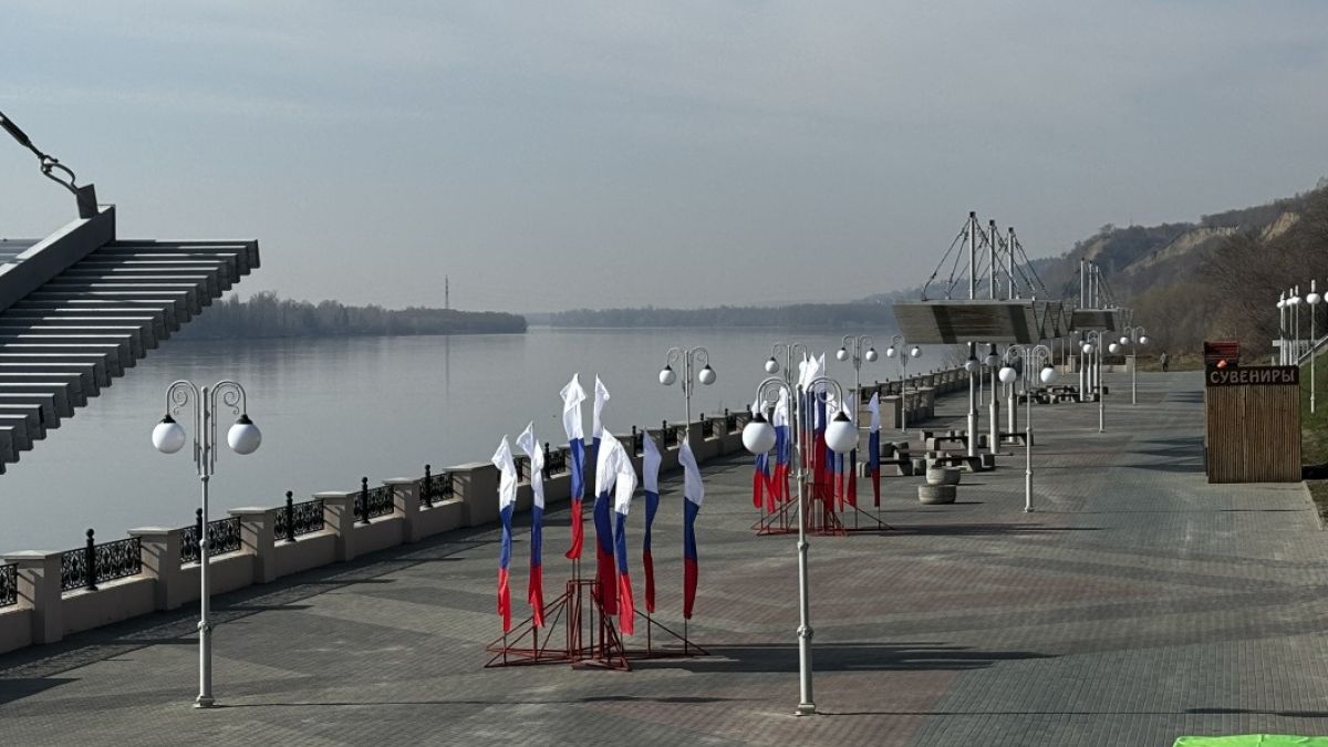 Барнаул перед Первомаем