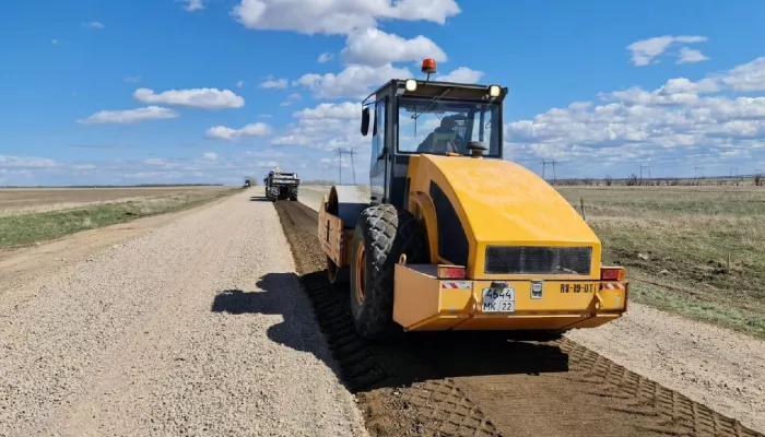 В Алтайском крае приступили к ремонту трасс на Казахстан