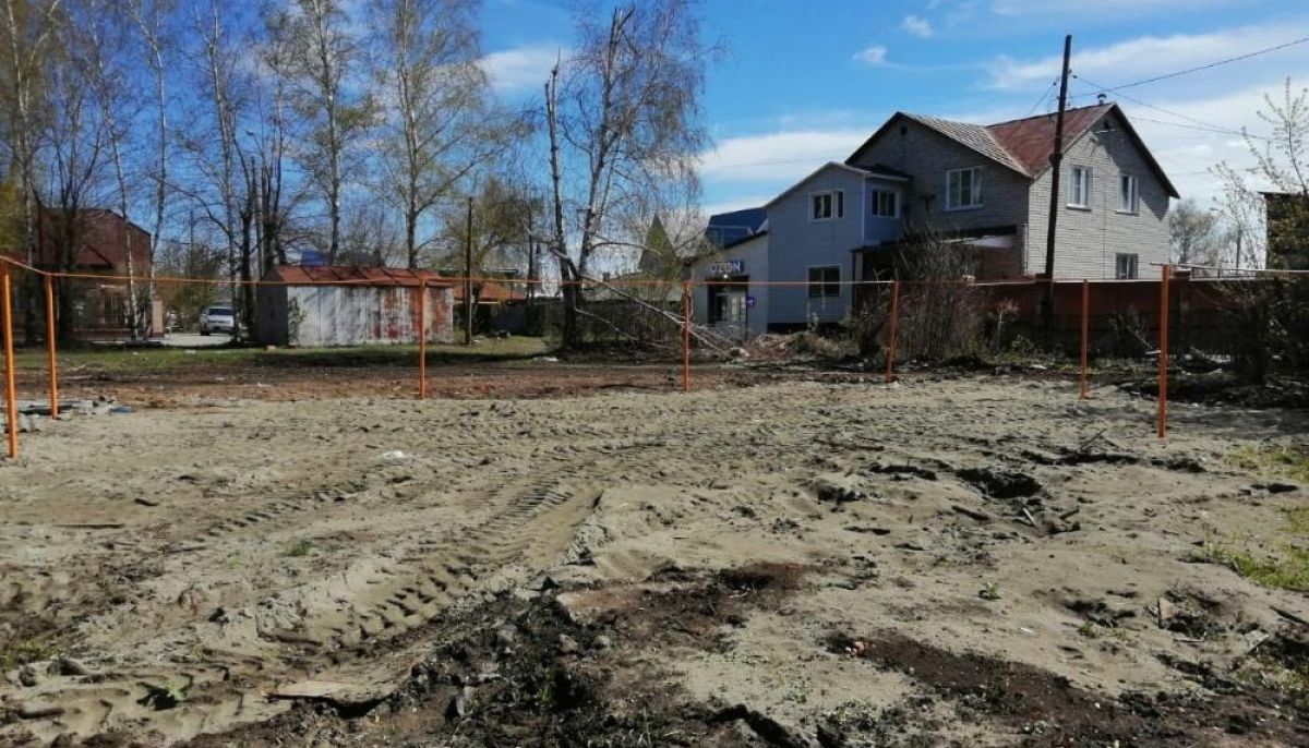 В Барнауле снесли аварийный дом, построенный 65 лет назад - Толк 07.05.2024