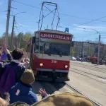 Больше тысячи барнаульцев смогли прокатиться на Трамвае Победы