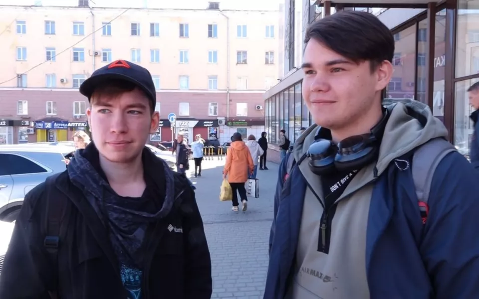 Опрос: жители Барнаула рассказали, любят ли они слушать радио