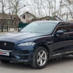 В Барнауле продают синий Jaguar с 10-ю вариантами подсветки