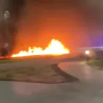 В Барнауле возле ТЦ Galaxy загорелась дорога