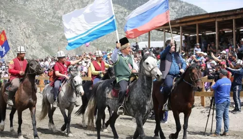 Самобытный навсегда: в Республике Алтай создадут карту сакральных мест и кодекс гостя