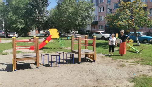 От площадки до футбольного поля: ТД Аникс помогает землякам в благоустройстве