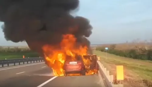 Автомобиль депутата-добровольца подорвали в зоне спецоперации