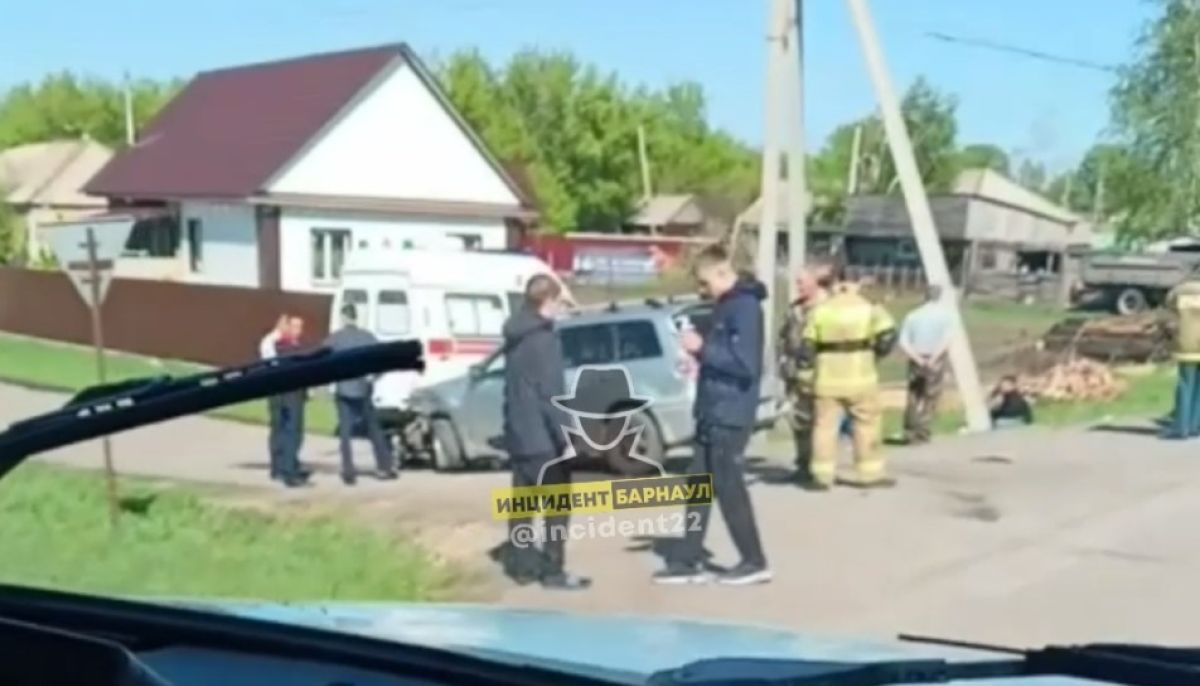 В Алтайском крае в ДТП разбился водитель мотоцикла - Толк 16.05.2024