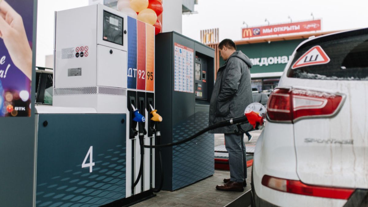 ФАС напомнила частным АЗС о снижении цен на топливо