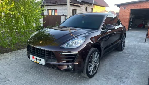 Мощный Porsche Macan в бронепленке продают за 4 млн рублей в Барнауле