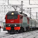 В Новосибирске поезд сбил мужчину, но тот встал, отряхнулся и ушел