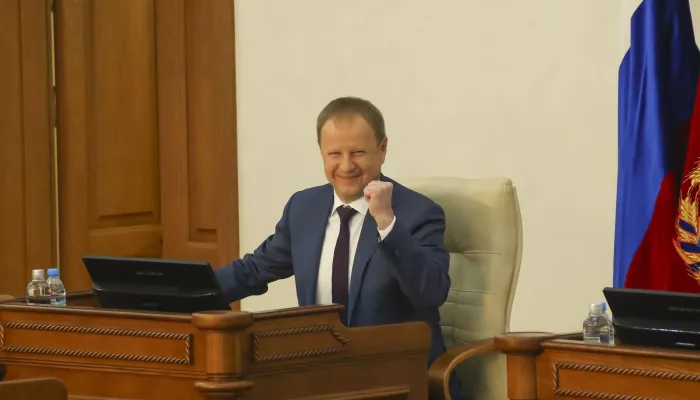 В алтайском правительстве прокомментировали слухи об отставке Виктора Томенко