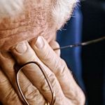 Российские ученые назвали причины деменции и депрессии