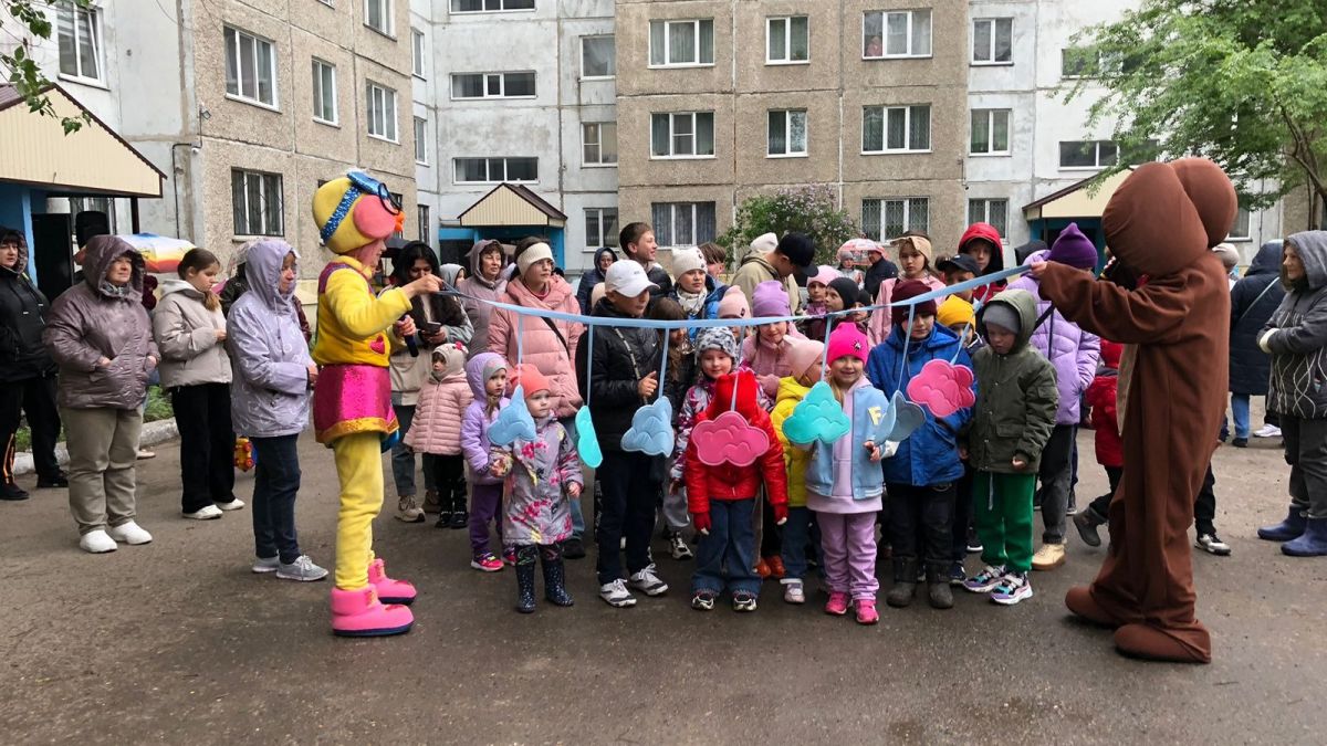 В Барнауле поздравили юных горожан с Днем Защиты детей