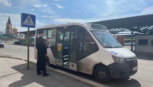 Барнаульским перевозчикам направят 15 претензий после проверки автобусов и маршруток