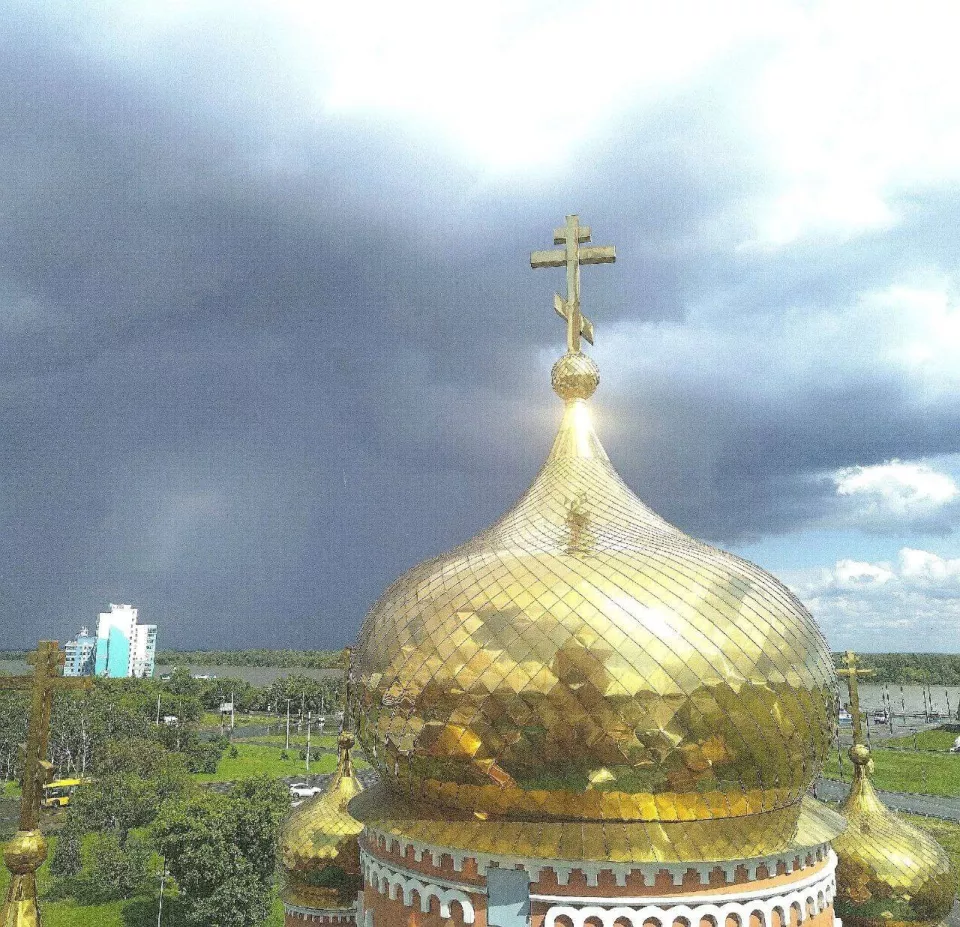 В Барнауле молния ударила в колокольню Знаменского храма - Толк 09.06.2024