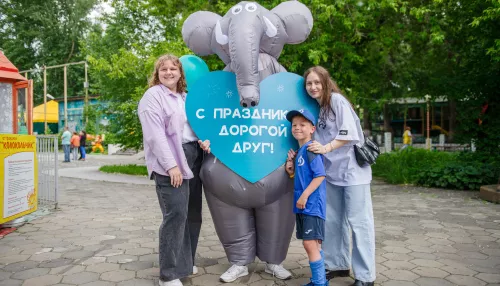 Новые люди устроили праздник для барнаульцев в День России