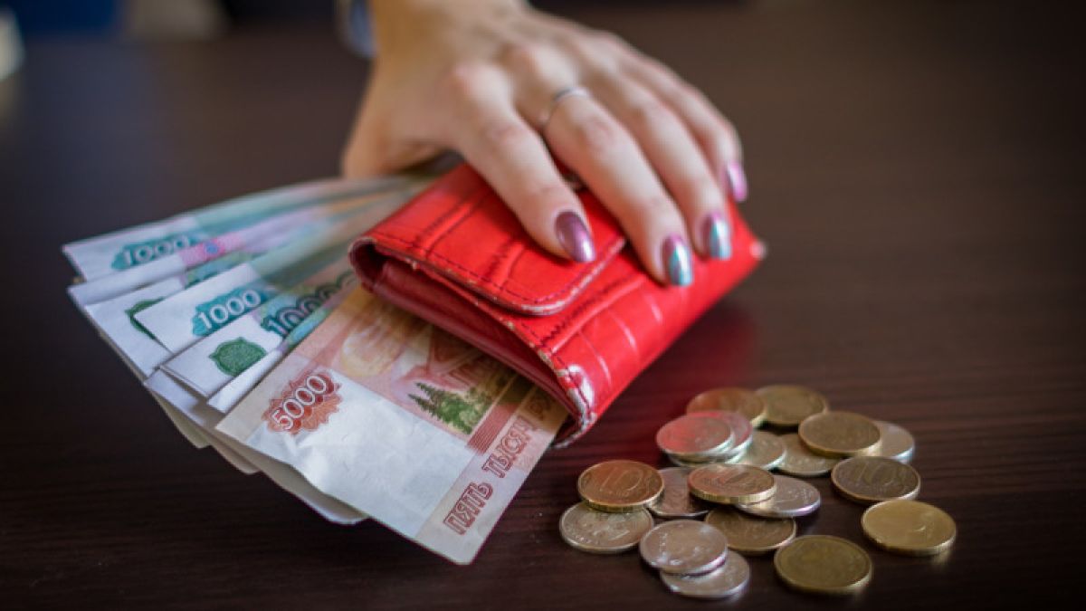 Россияне сказали, сколько им нужно денег для счастья