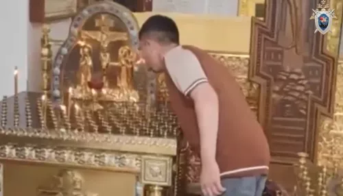 В Москве мигрант потушил свечи в храме и напал на прихожанку