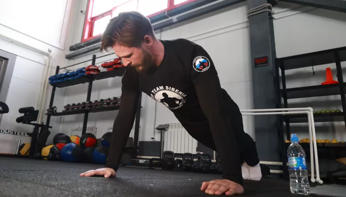 Прокачай себя к лету с Top Team Siberia: простые упражнения для профилактики суставов