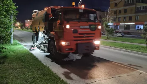 Дорожные пылесосы на улицах города: как и где они наводят порядок в Барнауле