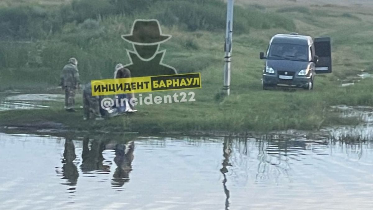 Во Власихе обнаружили труп в воде