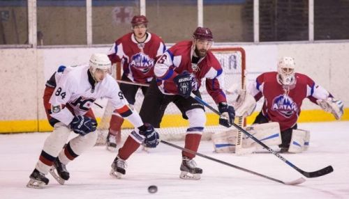 Хоккейный клуб Алтай проведет выездные матчи в Кургане и Орске
