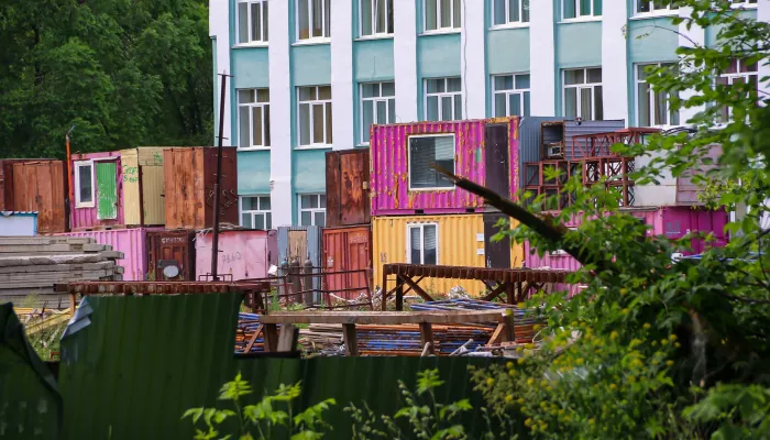 Тетрис за забором. Как изменился участок под высотки у парка Целинников в Барнауле