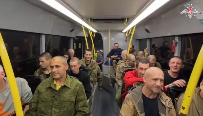 Из украинского плена в Россию вернулись 90 военнослужащих