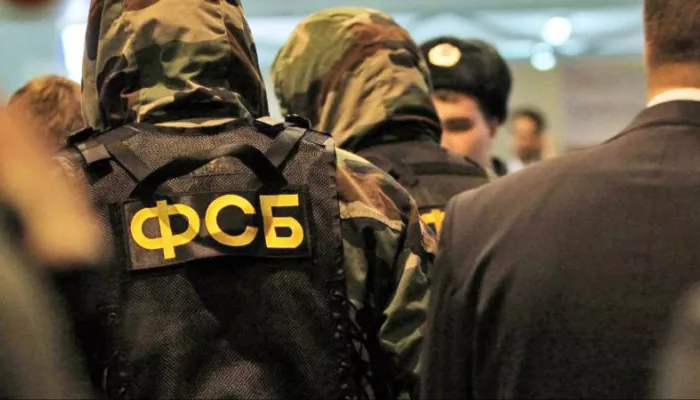 По делу экс-замглавы обороны Иванова проводят обыски по нескольким адресам