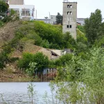 В Барнауле главу элеватора привлекли к ответственности после падения башни в Обь