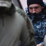 Задержанных украинских моряков перевезли в Москву