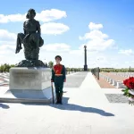 Тела 20 неопознанных российских бойцов похоронили в братской могиле в ЛНР