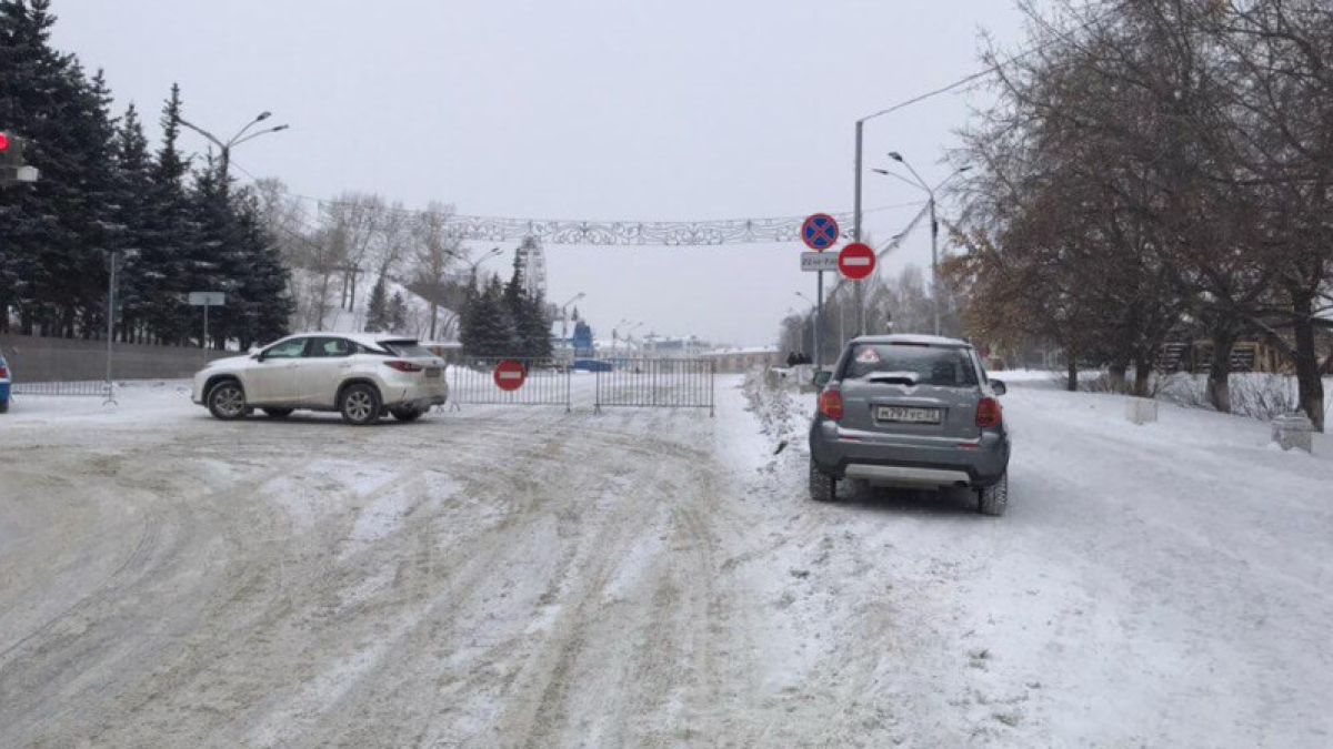 Какие дороги перекроют в Барнауле в преддверии Нового года