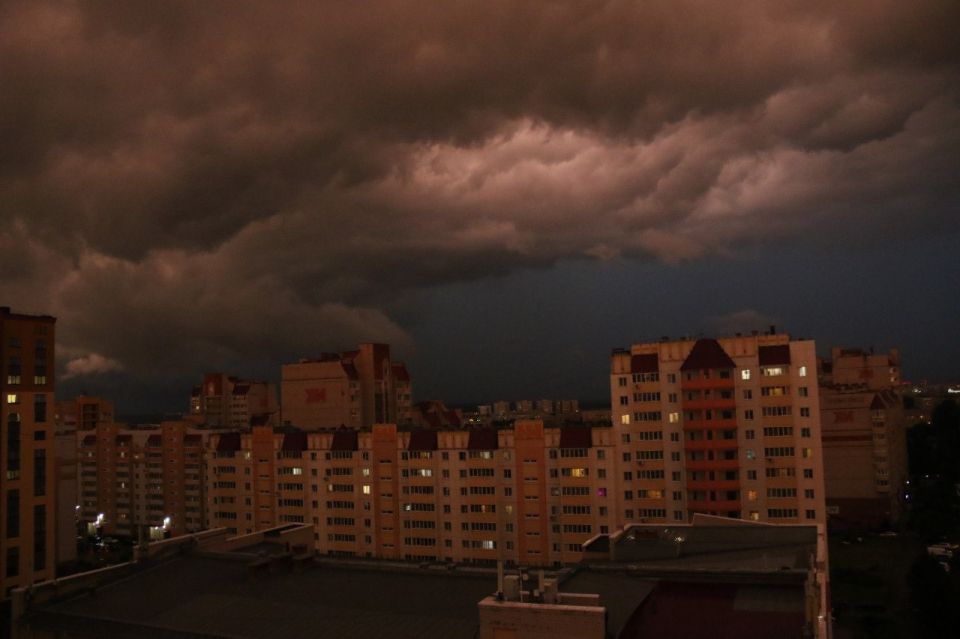 Тучи в Барнауле, дождь
