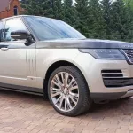 Роскошный Land Rover с мониторами для пассажиров продают за 17,5 млн в Барнауле