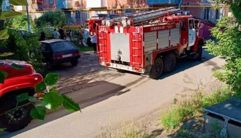 Пятерых взрослых и ребенка спасли при пожаре в жилом доме на улице Глушкова