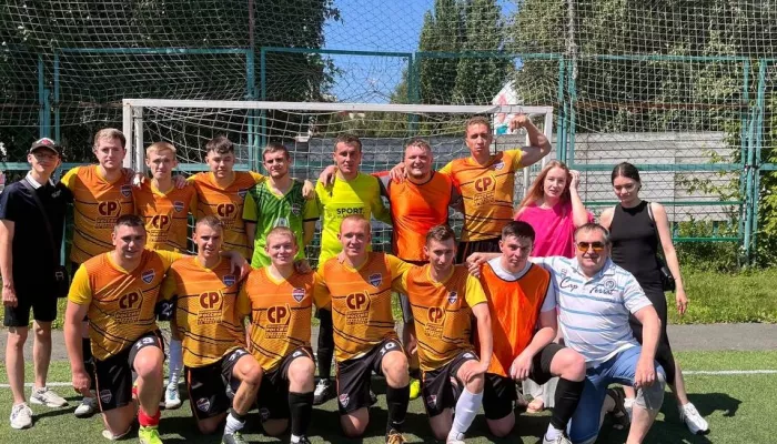 Футболисты Жумайсынба при поддержке депутата Терентьева выиграли лигу выходного дня