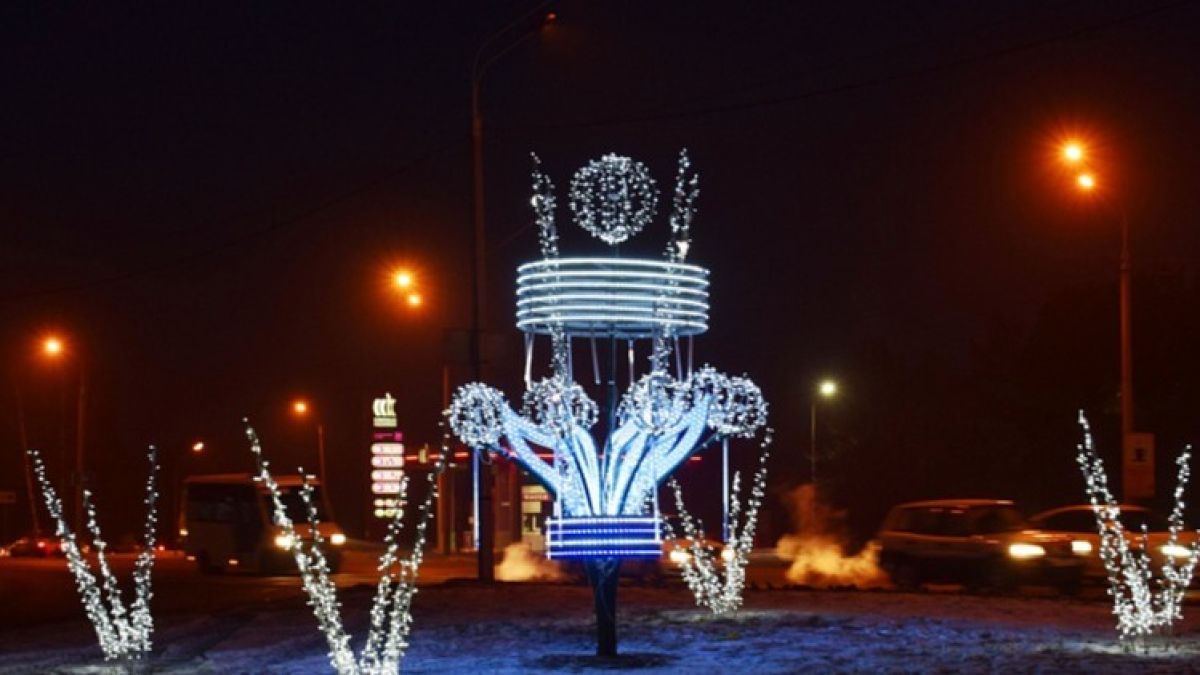 Алтайским школьникам организуют тур по новогоднему Барнаулу на каникулах