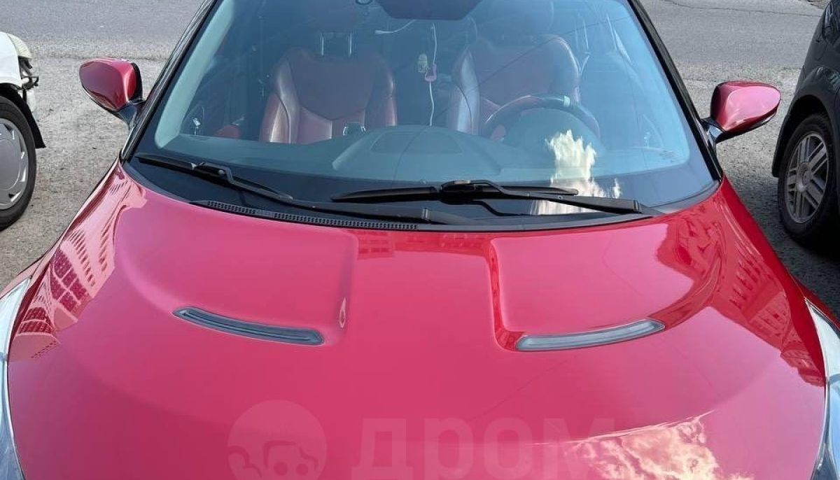 В Барнауле выставили на продажу стильный Hyundai Veloster с панорамной ...