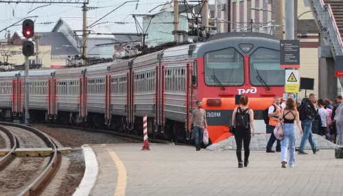 Барнаулец устроил дебош со срывом стоп-крана в электричке