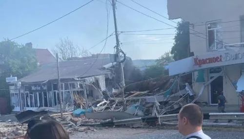 Четыре человека пострадали при взрыве газа в краснодарском ТЦ