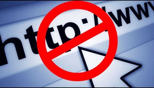 Роскомнадзор заблокировал сайт с детскими интим-услугами