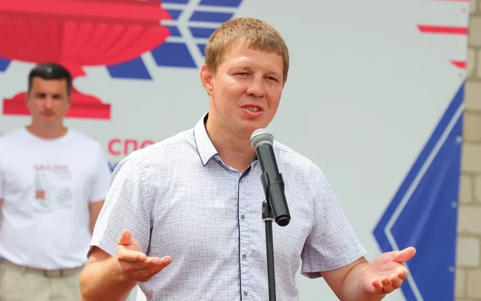 Министр спорта Алтайского края Иван Нифонтов в четвертый раз станет отцом