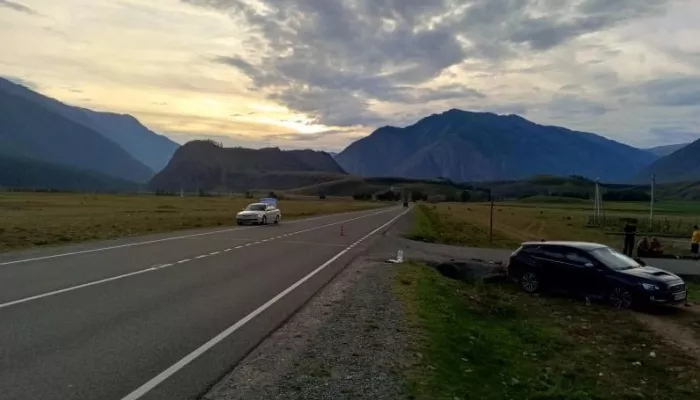 57-летний новосибирец насмерть разбился на мотоцикле в горах Алтая