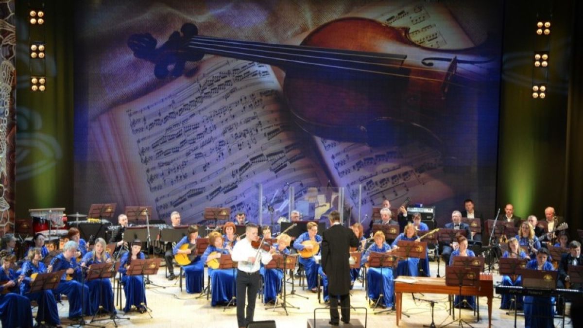 Сибирский оркестр исполнит песни Виктора Цоя на концертах 7 и 8 декабря