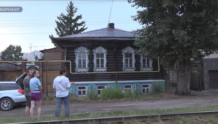 Волонтеры проекта Том Сойер Фест восстановят столетний дом в Барнауле