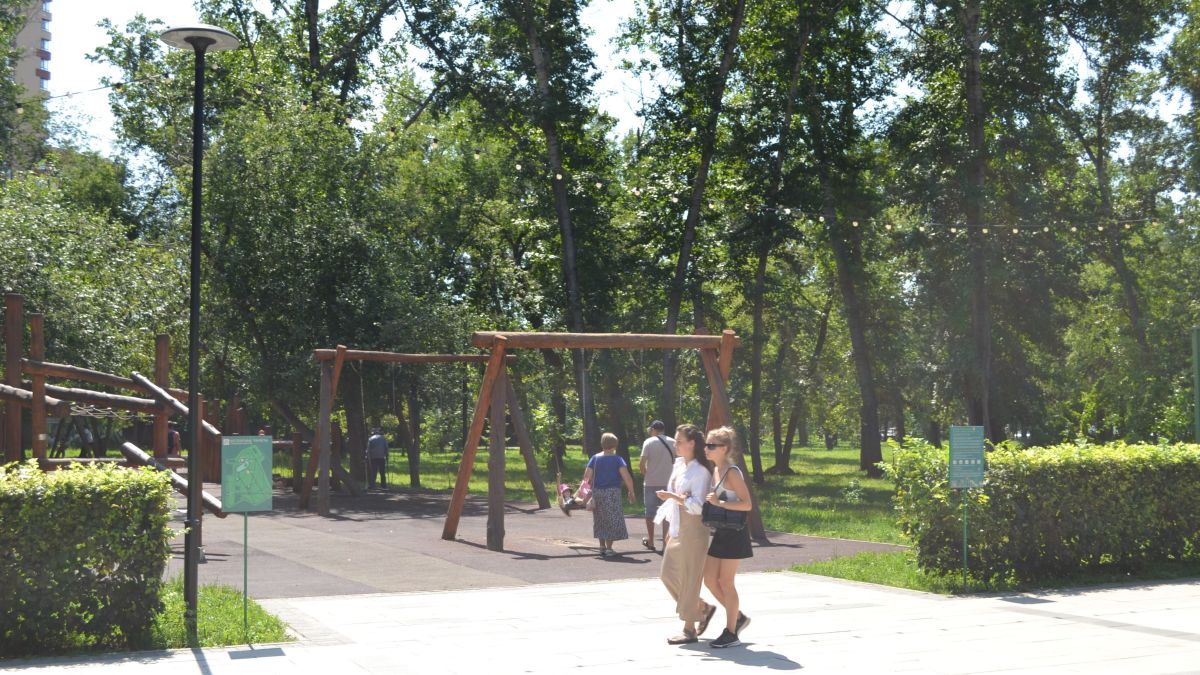 Барнаульский парк "Изумрудный"